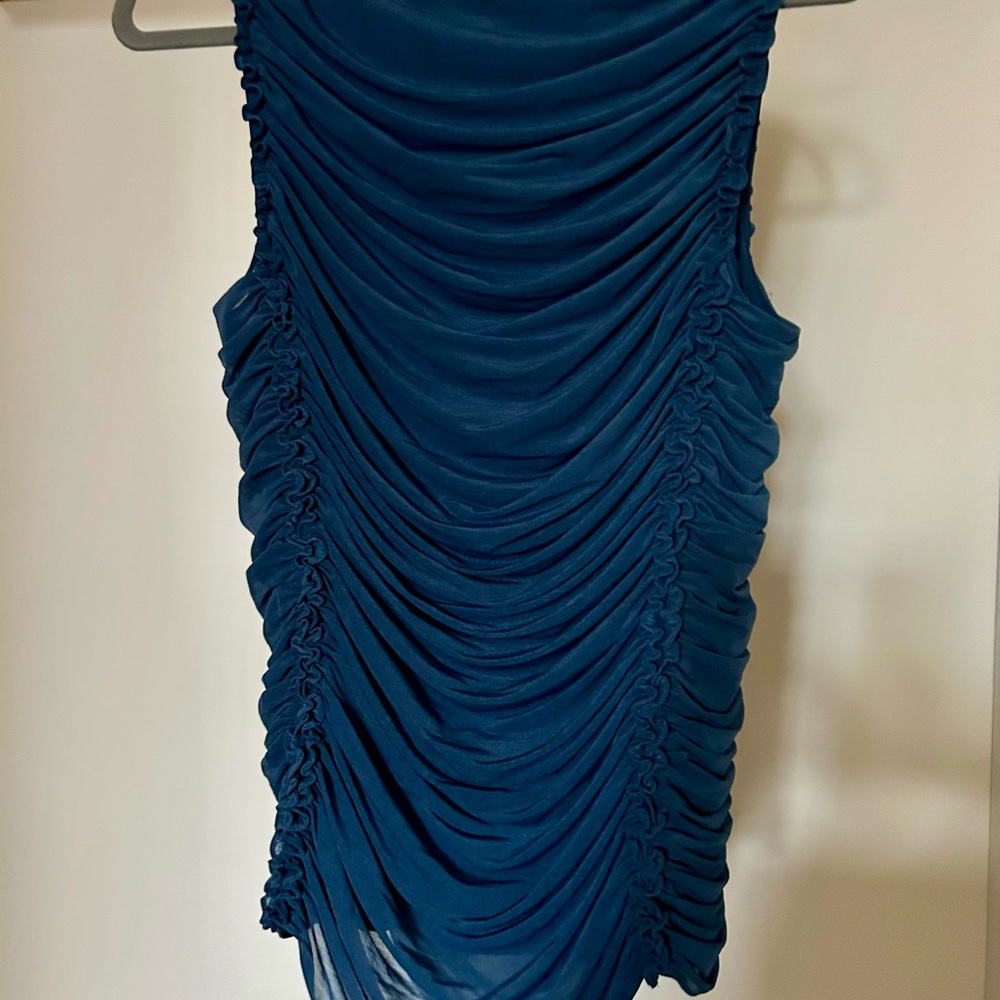 Sleeveless Top - Picture 9 of 11